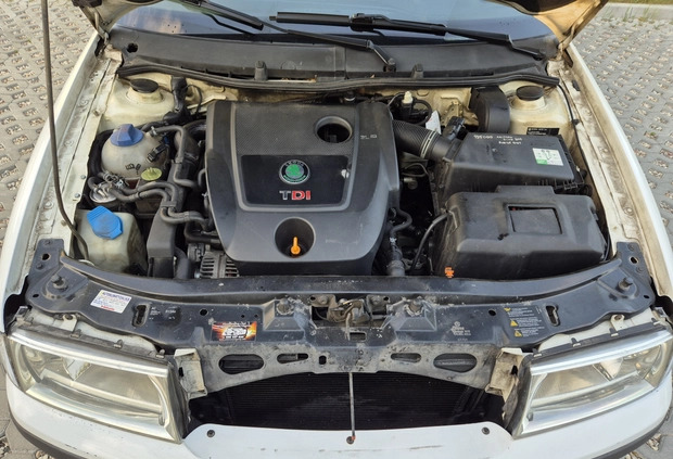 Skoda Octavia cena 6800 przebieg: 327000, rok produkcji 2002 z Białystok małe 191
